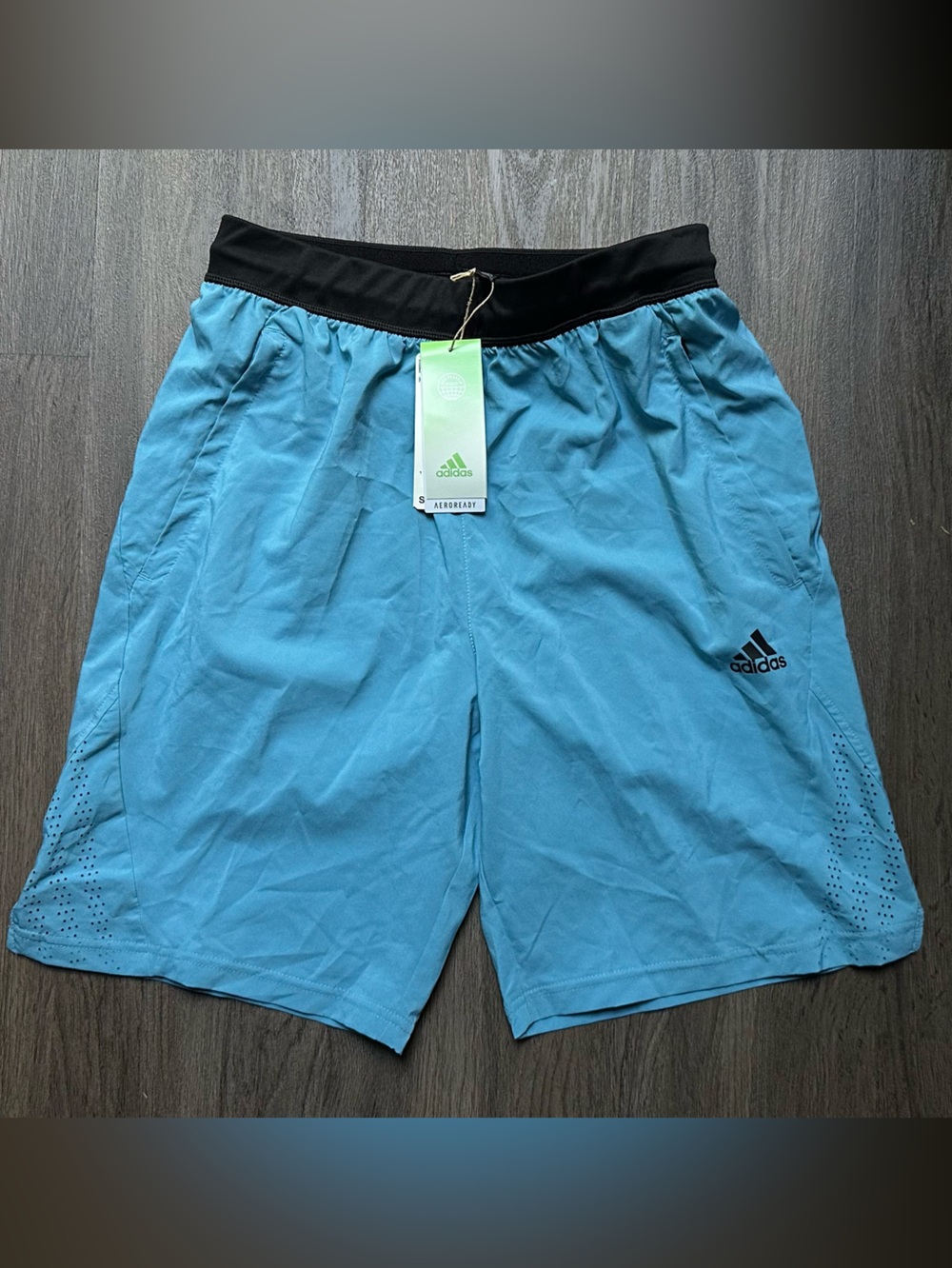 NWT Adidas AeroReady Training Short - M Axis Woven Style - Hazy Blue Small Men’s